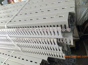 新型絕緣行線槽購買、定制加工與工業(yè)插座選購指南