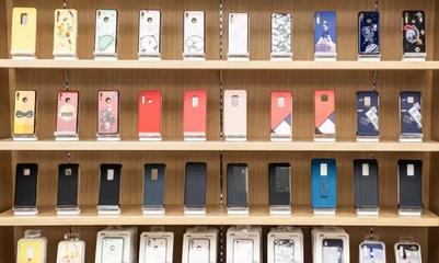 華為體驗店鋪設無限防盜器 店員無銷售業(yè)績壓力